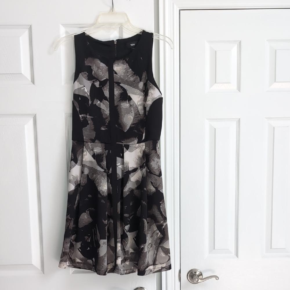 Mossimo Supply Co Black and Gray Pleated Mini Dress